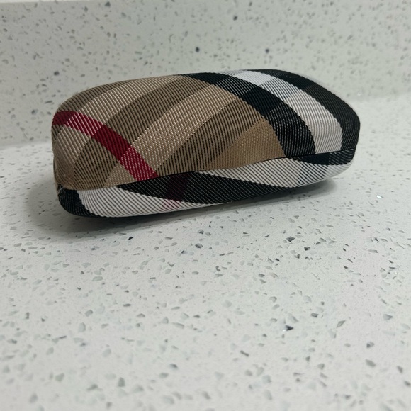 Woman’s Burberry Sunglasses - Picture 2 of 6